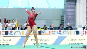 sr sfe08765 copia simone ferraro ph